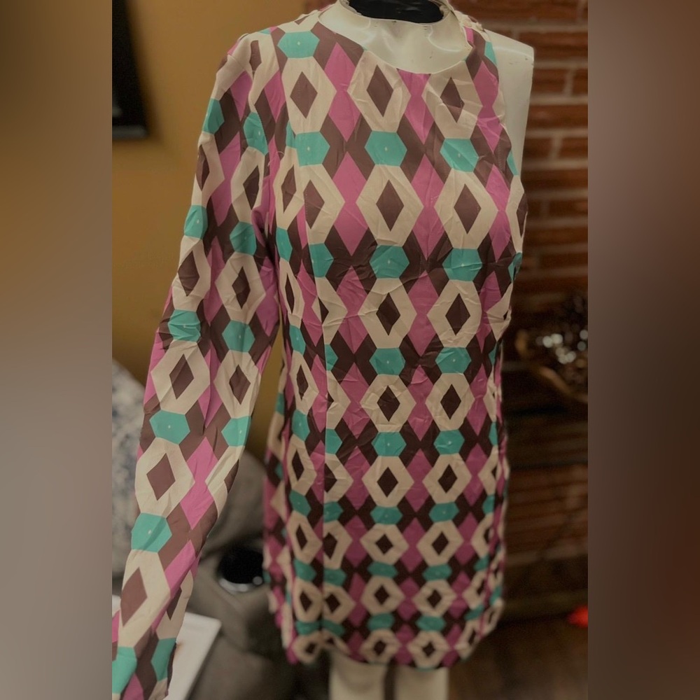 . Zara sizes L Multicolor Geometric Dress